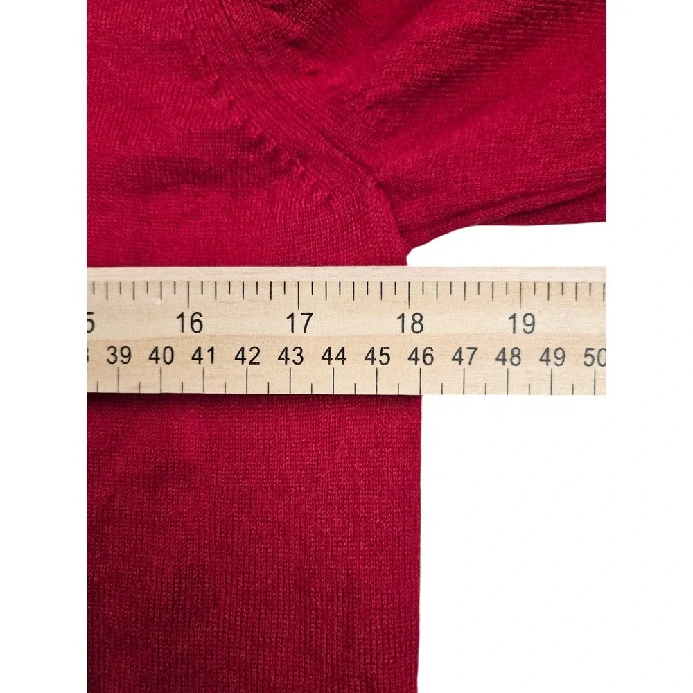 Express Design Studio Italian Merino Wool Sweater Mens Size Medium Red V-Neck‎